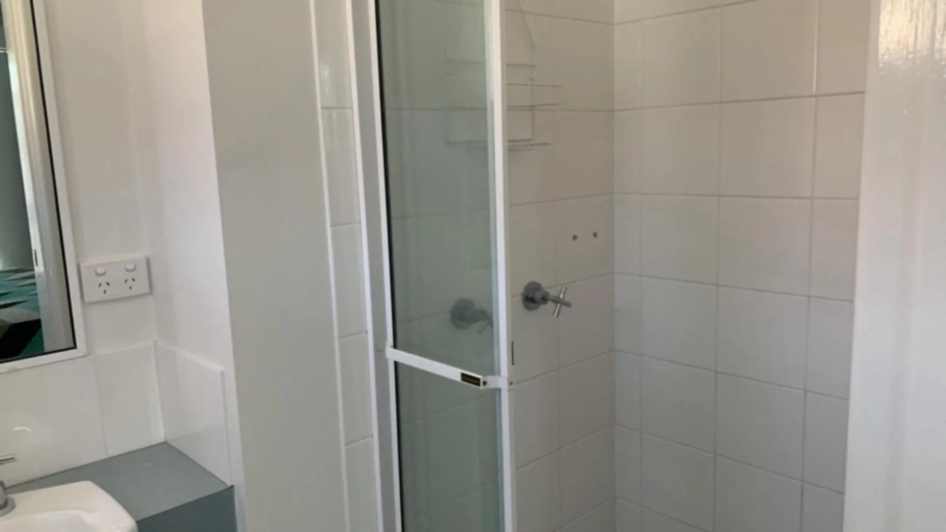 Unit 5 Sanctuary Shores, Kings Beach - Free Wifi! Caloundra 0*,  Australien